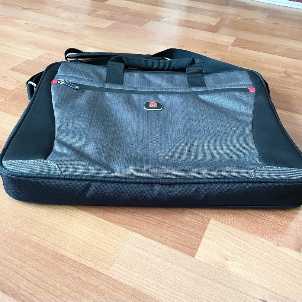 SwissGear Structure Laptop Case Bag - Picture 2 of 10